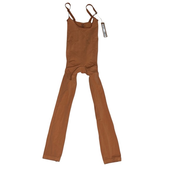 NWT SKIMS Tan Everyday Sculpt Open Bust Catsuit Shapewear Bodysuit Size XS - Picture 2 of 5